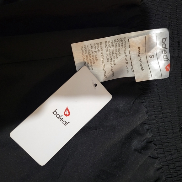 Baleaf black athletic short size small - Picture 6 of 6